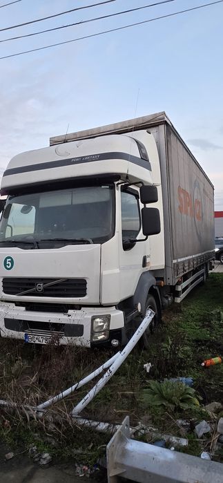 Camioneta Volvo FL 240