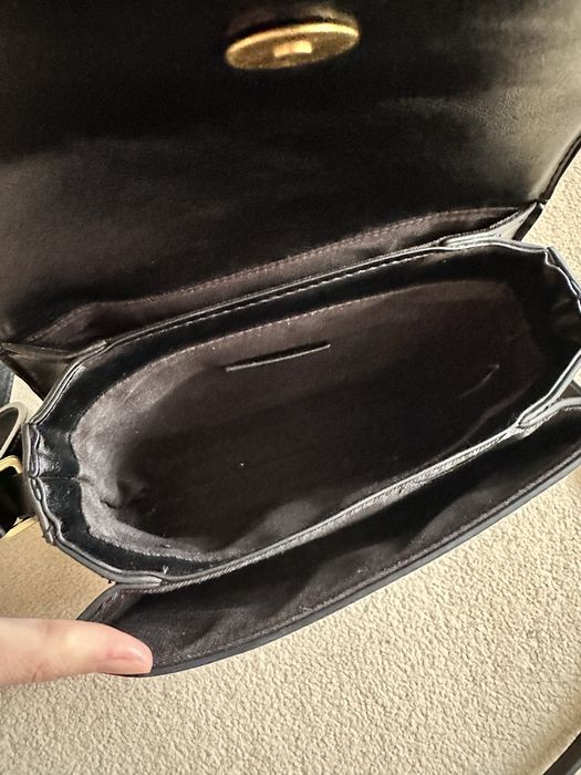 Черна дамска чанта Mango