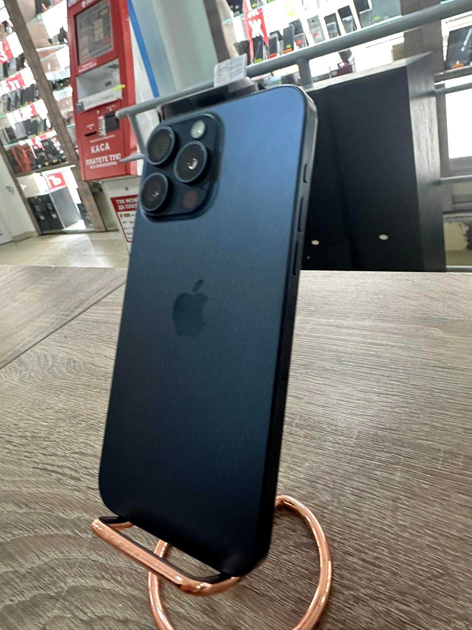 Продавам Iphone 15 pro max 256gb Гаранция комплект