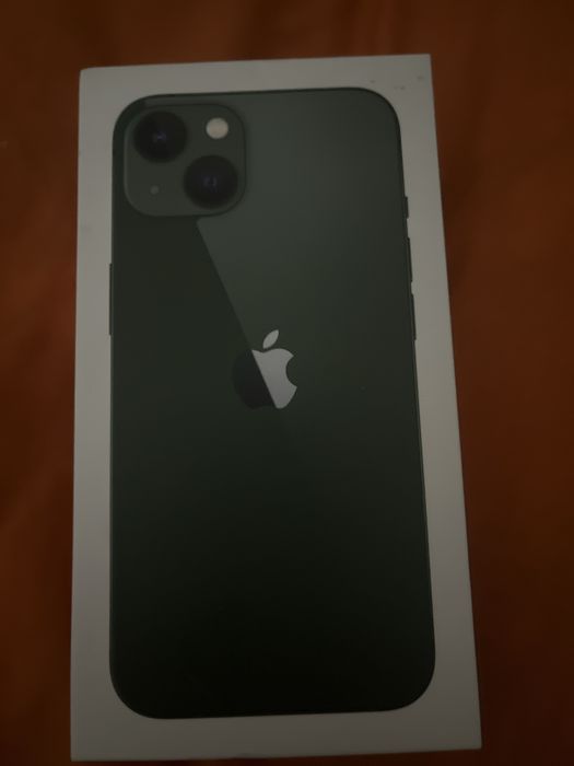 iPhone 13 • 128 ГБ • Отличное состояние