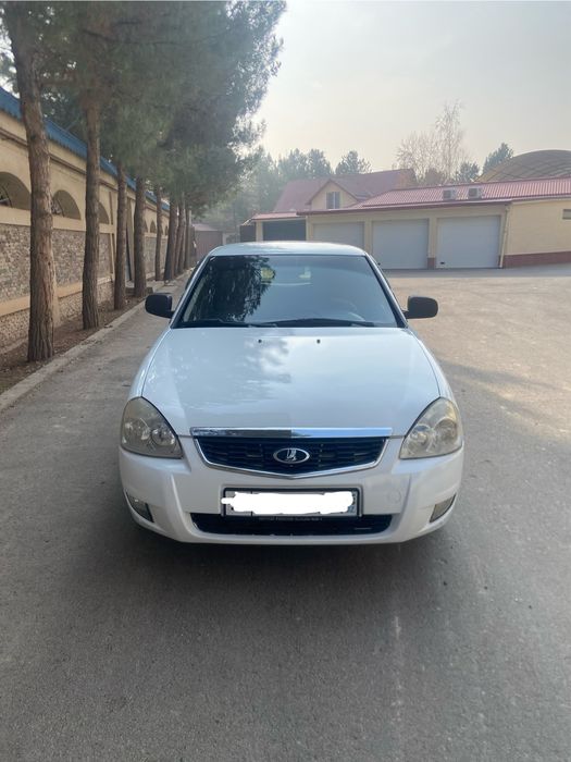 Лада приора сотилади холати яхши , метан газда