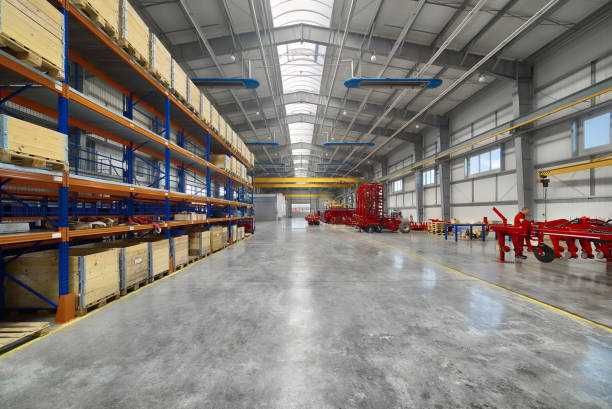 Servicii de spălare pardoseală parcare subterană, hală industrială
