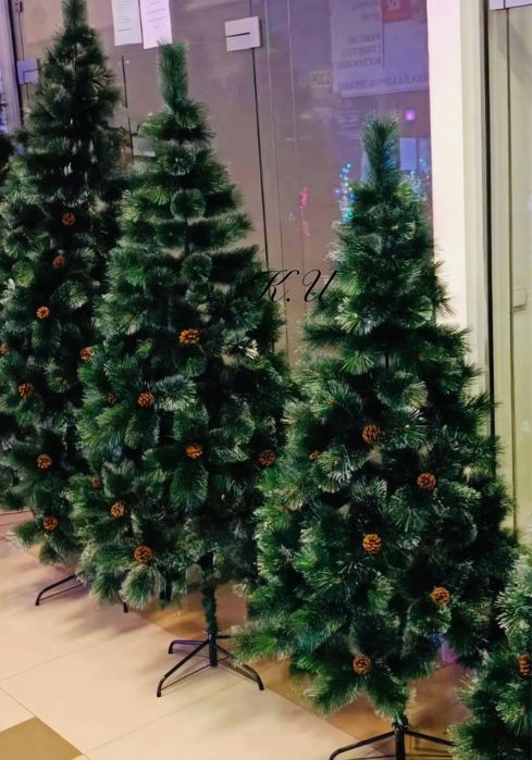 Елха с шишарки 180 см.