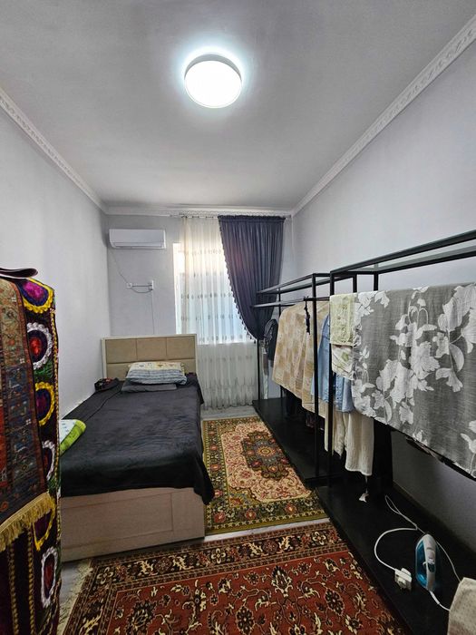 Buxoroda kvartira sotiladi 2 xonali qilingan 40m² 1-qavat