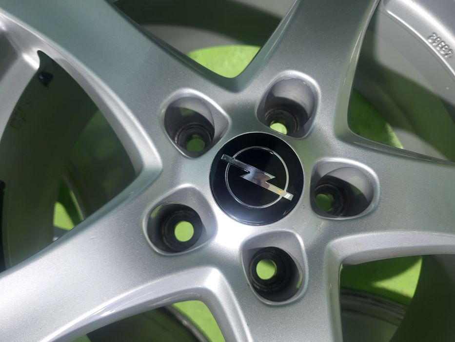 17 5x115 Opel лети джанти 5х115