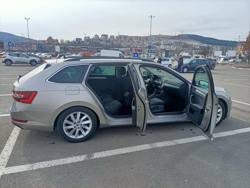 Skoda Superb Combi Ambițion 2.0 DSG