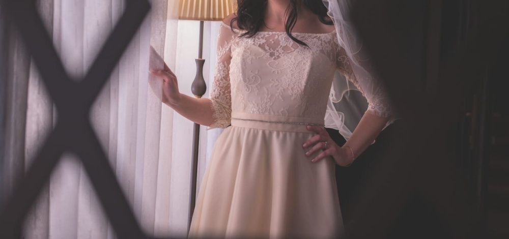 Rochie de mireasa IVOIRE, midi - NOUA purtata cateva ore