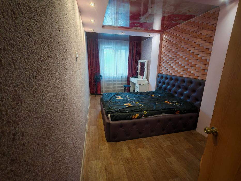 2 комнатная на 2 мик, 7 мил