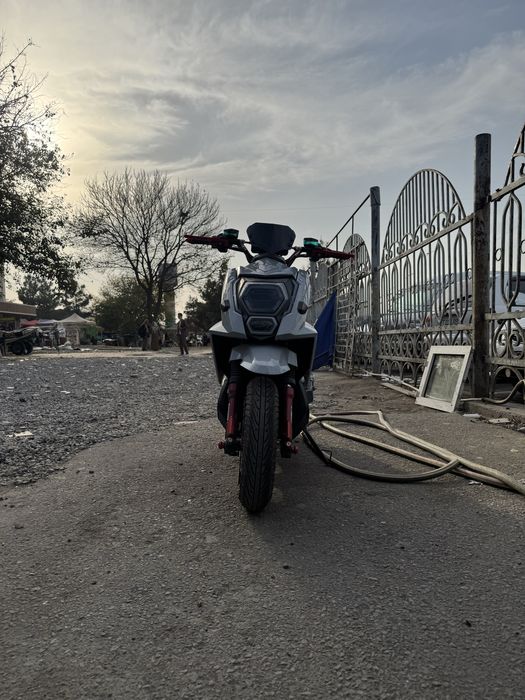 Новий елктро скутир 5 акумтрньй елктро