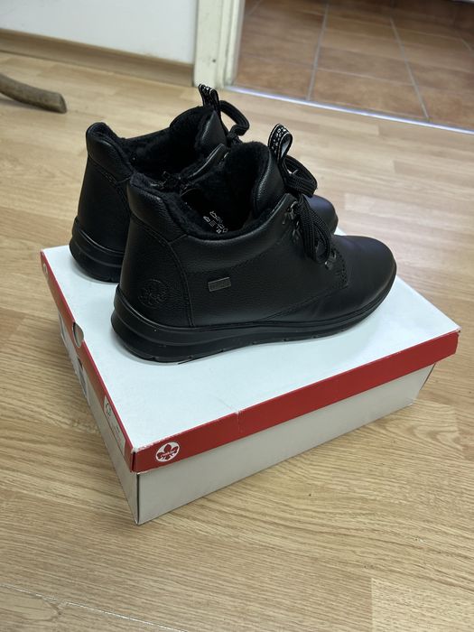 Ghete Rieker mărimea 38