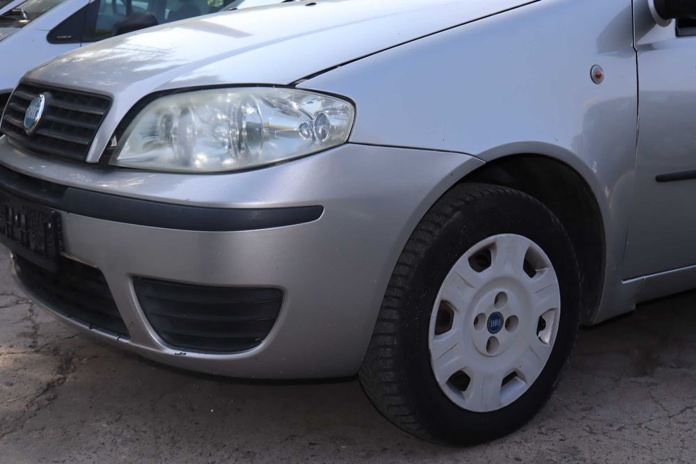 Фиат Пунто 1.2 60 к.с 2004 год.Само на части