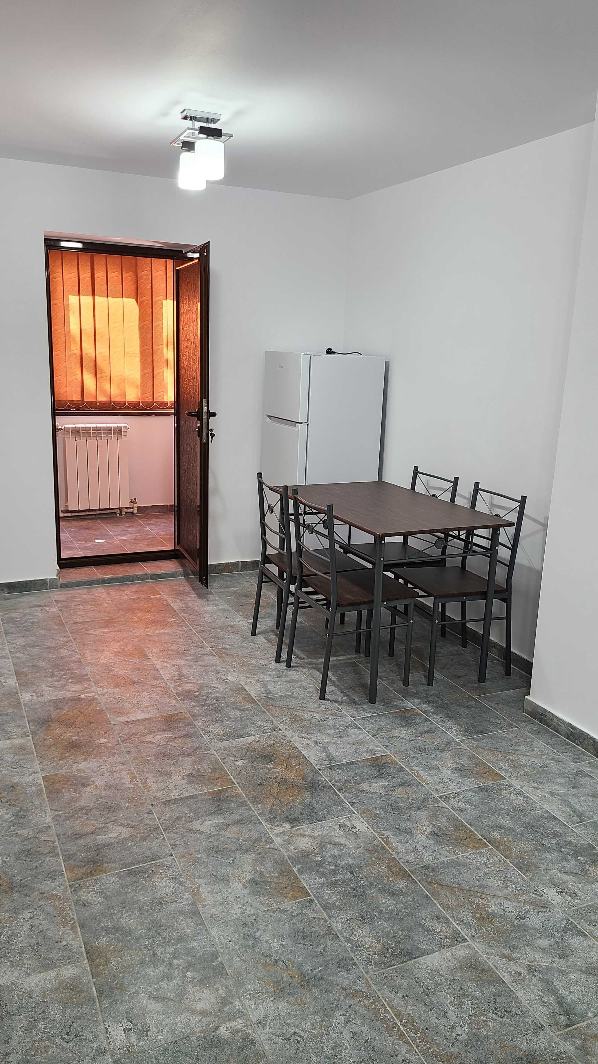 Apartament 2 camere de închiriat