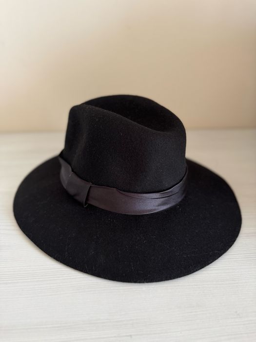 Шапки по 20 лв