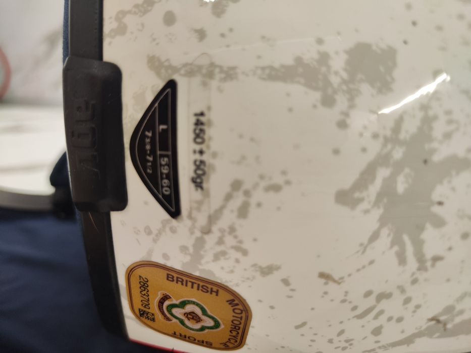 Каска AGV размер L