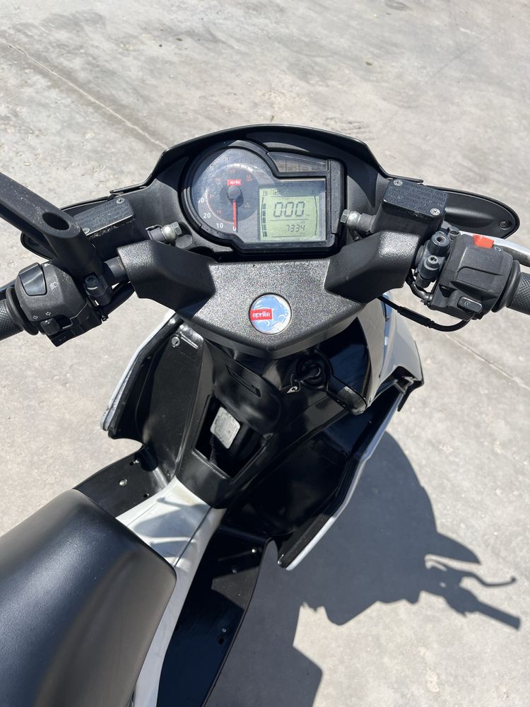 Aprilia sr50 factory