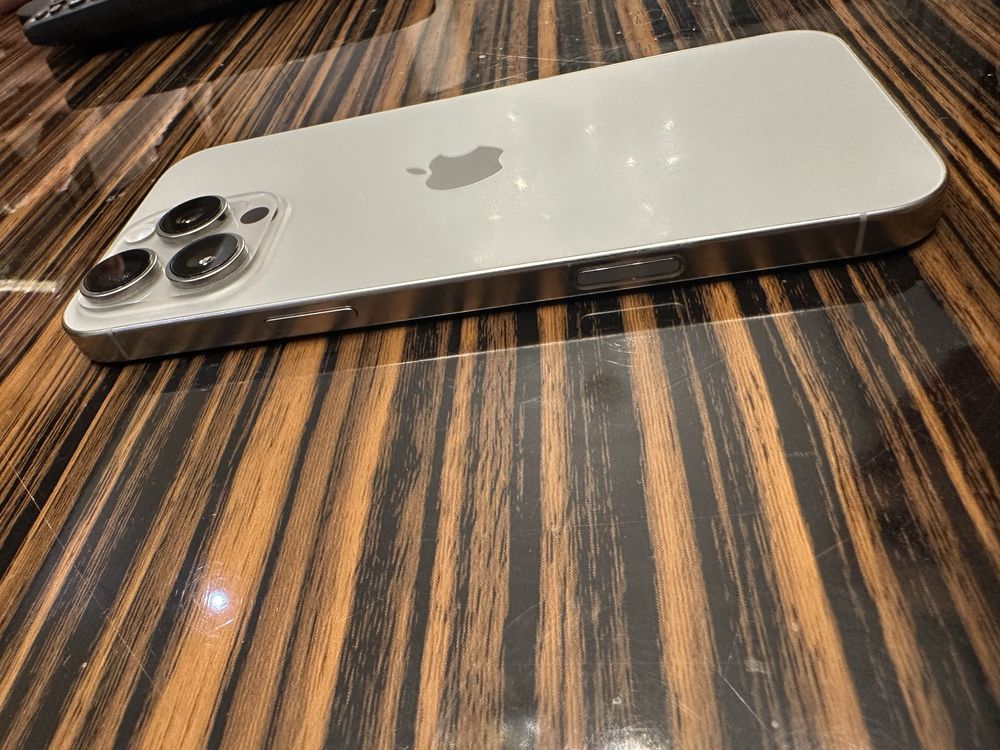 Iphone 16 pro max