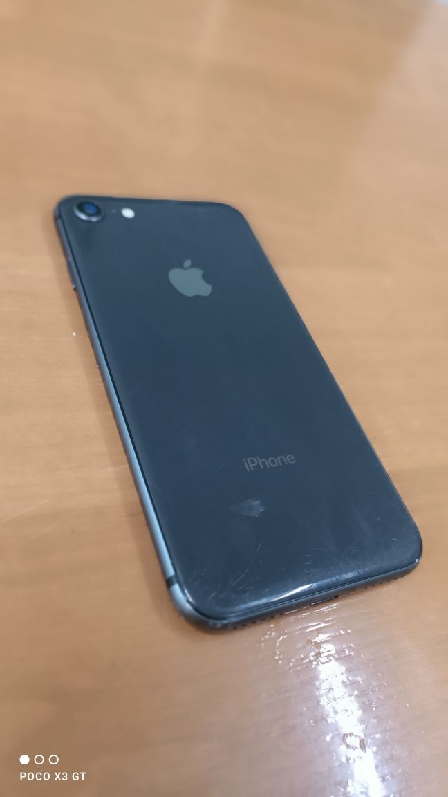 Iphone 8.   64/3