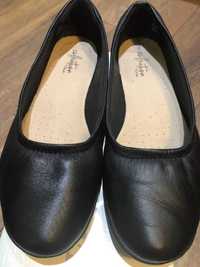 Дамски обувки тип балерини Clarks. Номер 38 естествена кожа