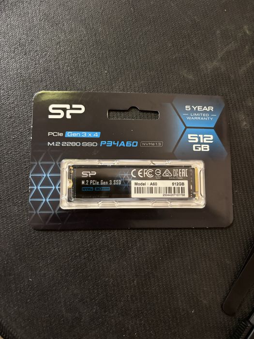 Бял геймърски компютър Ryzen 5500, RX5700XT, 16 ram, 512 ssd, 600W