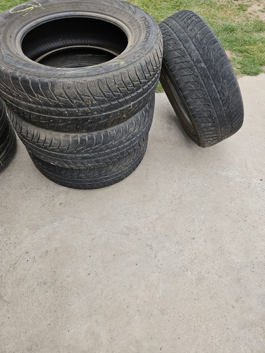 Vând cauciucuri de iarnă 4 buc.