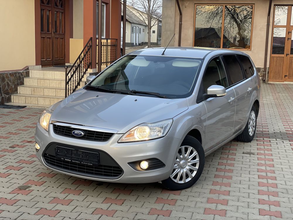 Ford Focus 1.6 benzina/ euro 5/ clima/ scaun electric/ Germania