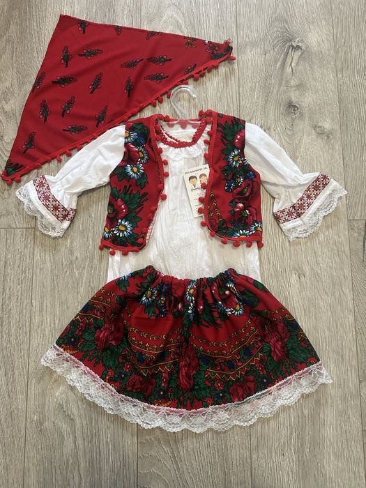 Vand costume traditionale copii ! Dieferite marimi!