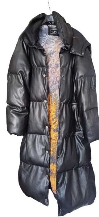 Зимно,дълго яке на марката Guess
