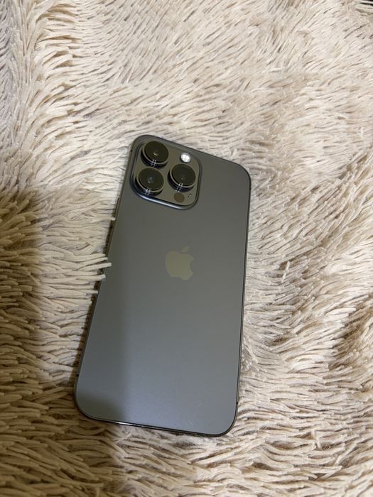Продам Iphone 13 pro