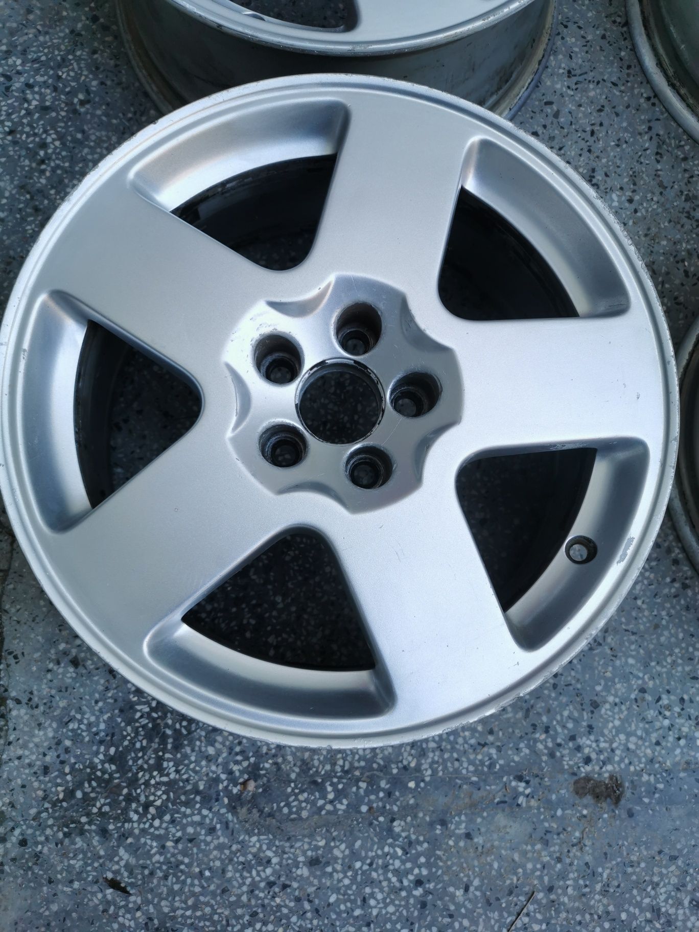 Джанти 5х100 16 VAG