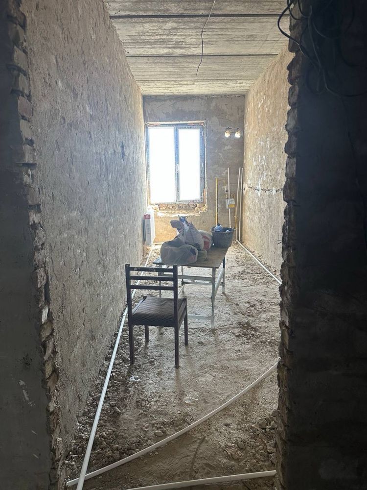 1 xonali kvartira sotiladi