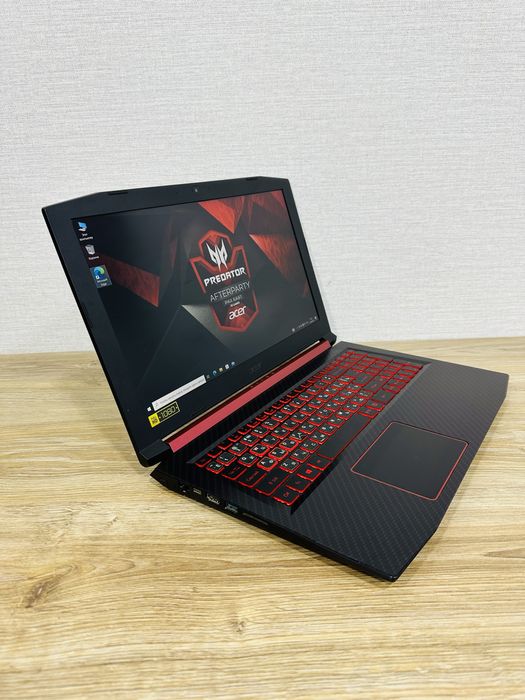 ACER Nitro Core i5-8 Ядерный Фулл ноутбук для Игр и работы с Графикой
