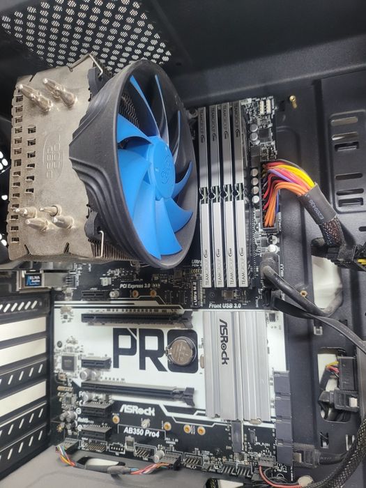 Ryzen 2600x 16gb ram 240gb ssd