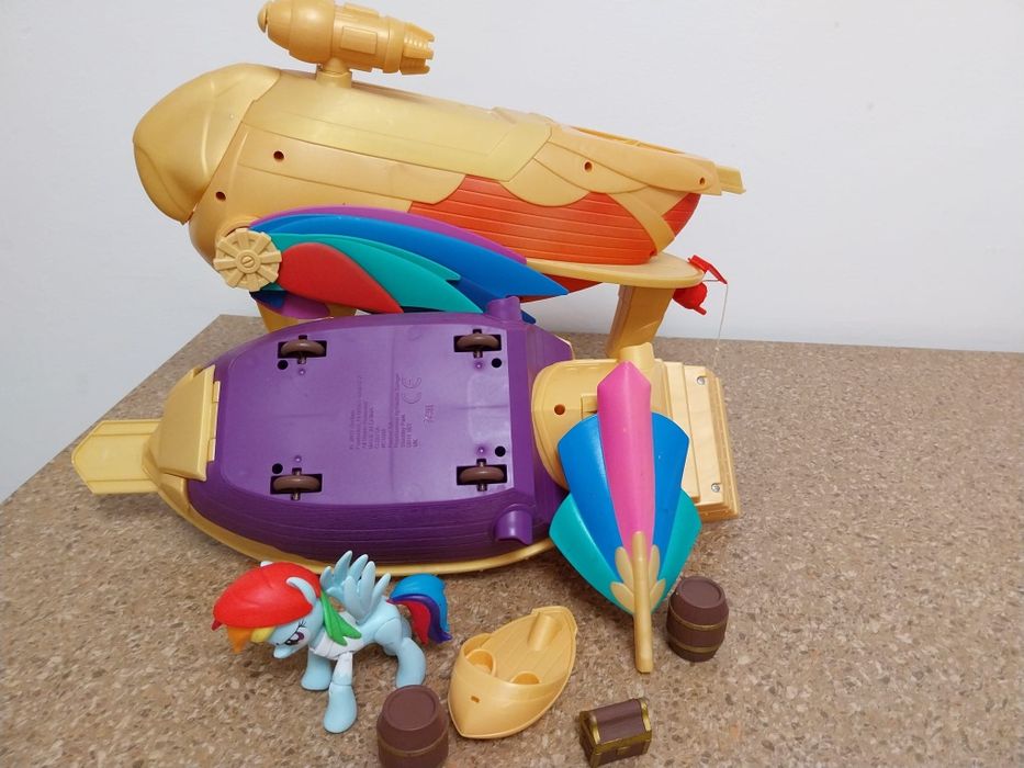 Corabie My Little Pony cu accesorii