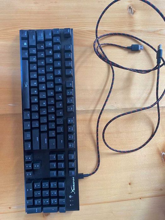 Tastatură mecanică HyperX Alloy FPS – Red Switch, iluminare LED