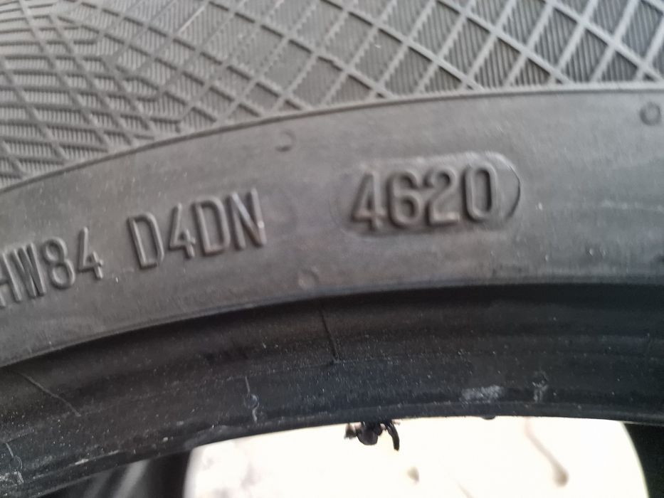 Anvelope 235/50R19 marca Continental, M+S, DOT 2020,8 mm