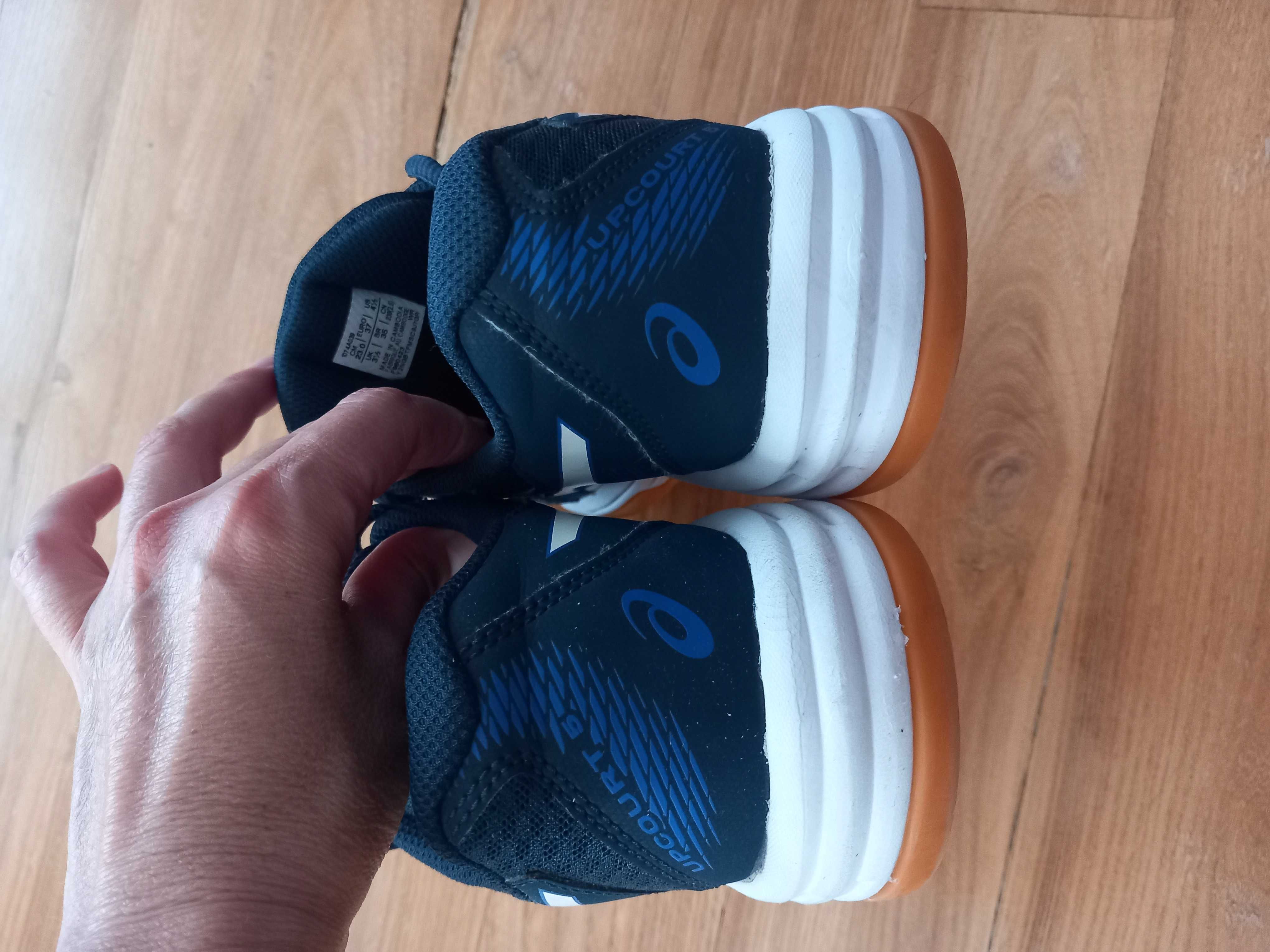 Оригинални маратонки Asics за волейбол 37 н.