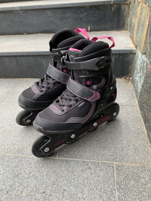 Черни ролери с розови акценти – размер 40, стил и комфорт!