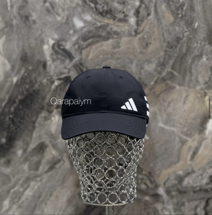 Adidas бейсболка