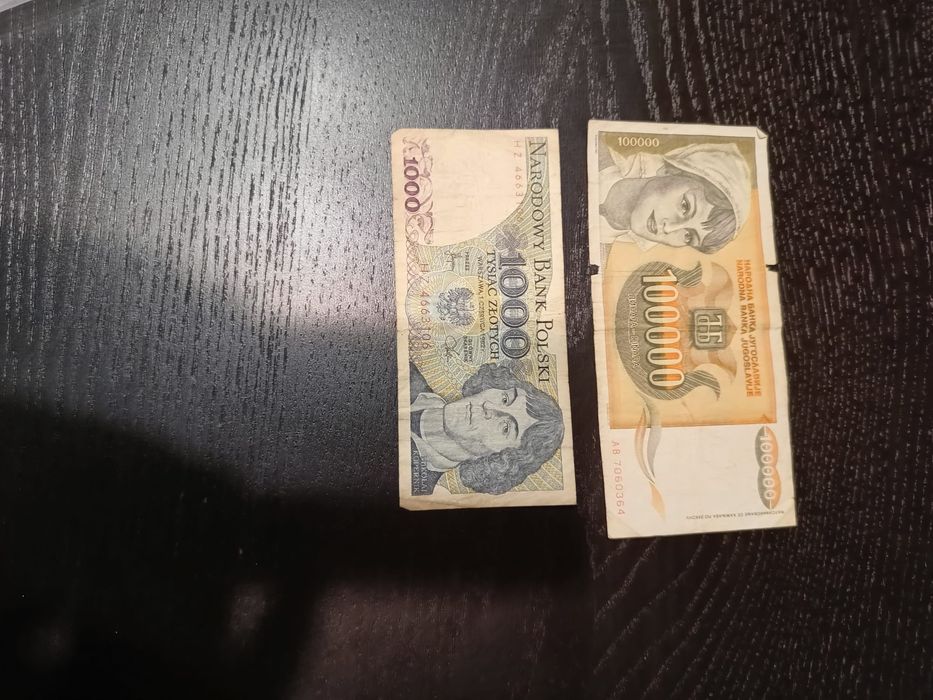 Vând monede vechi și bancnote