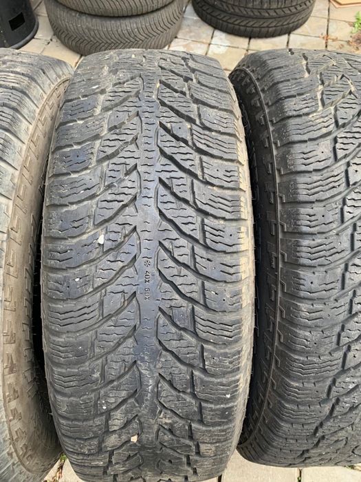 4 cauciucuri iarna LT 285/7O/17-Nokian