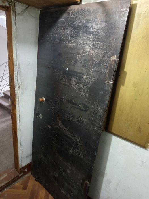 Дверь металлическая