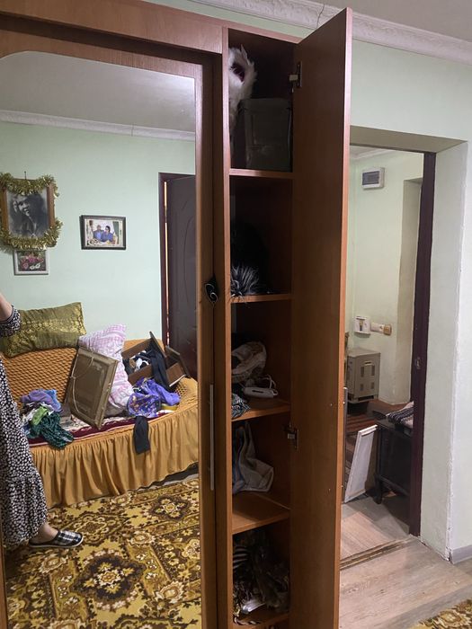 Шифоньер в прихожую