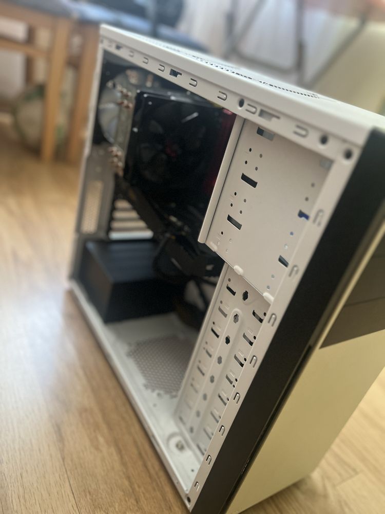 Gaming PC компютър