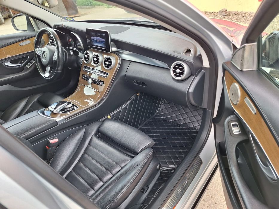 Mercedes-Benz > W205 > C Class > AvanGarde >