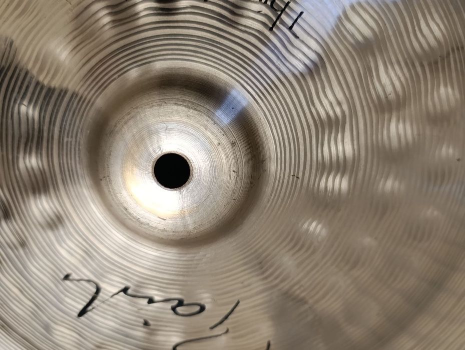 Продавам Швейцарски чинели Paiste!