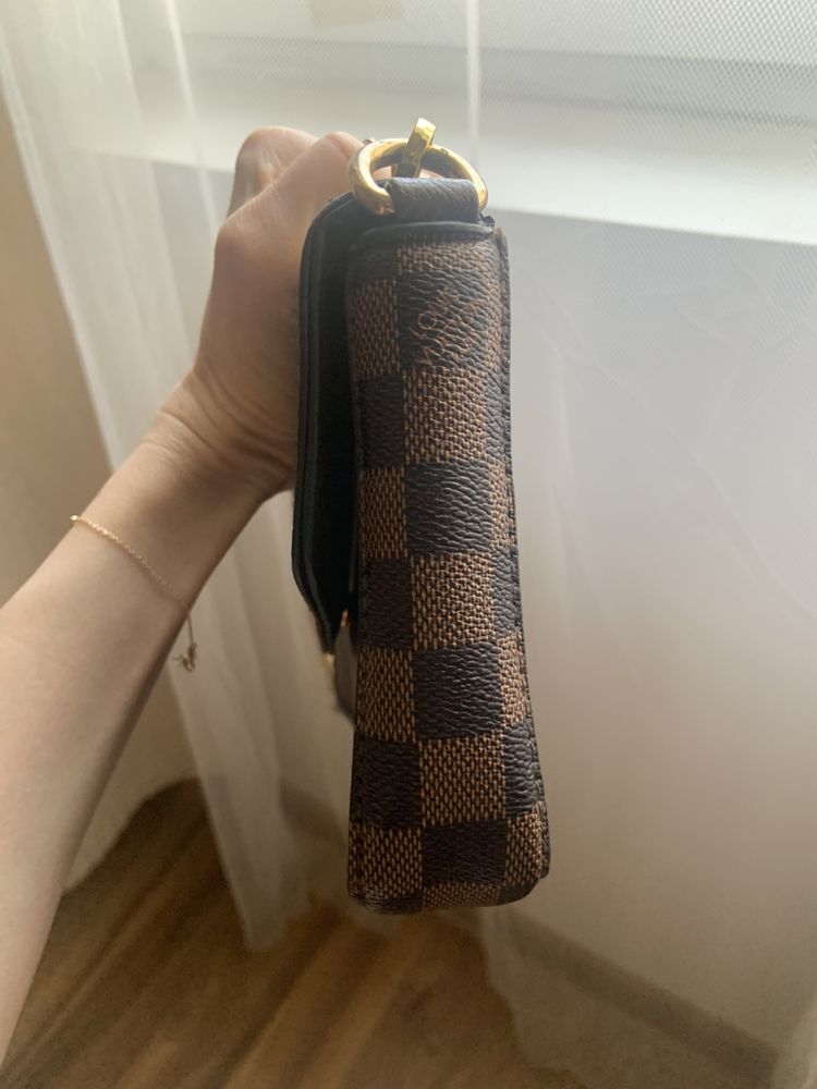 Geanta Louis Vuitton