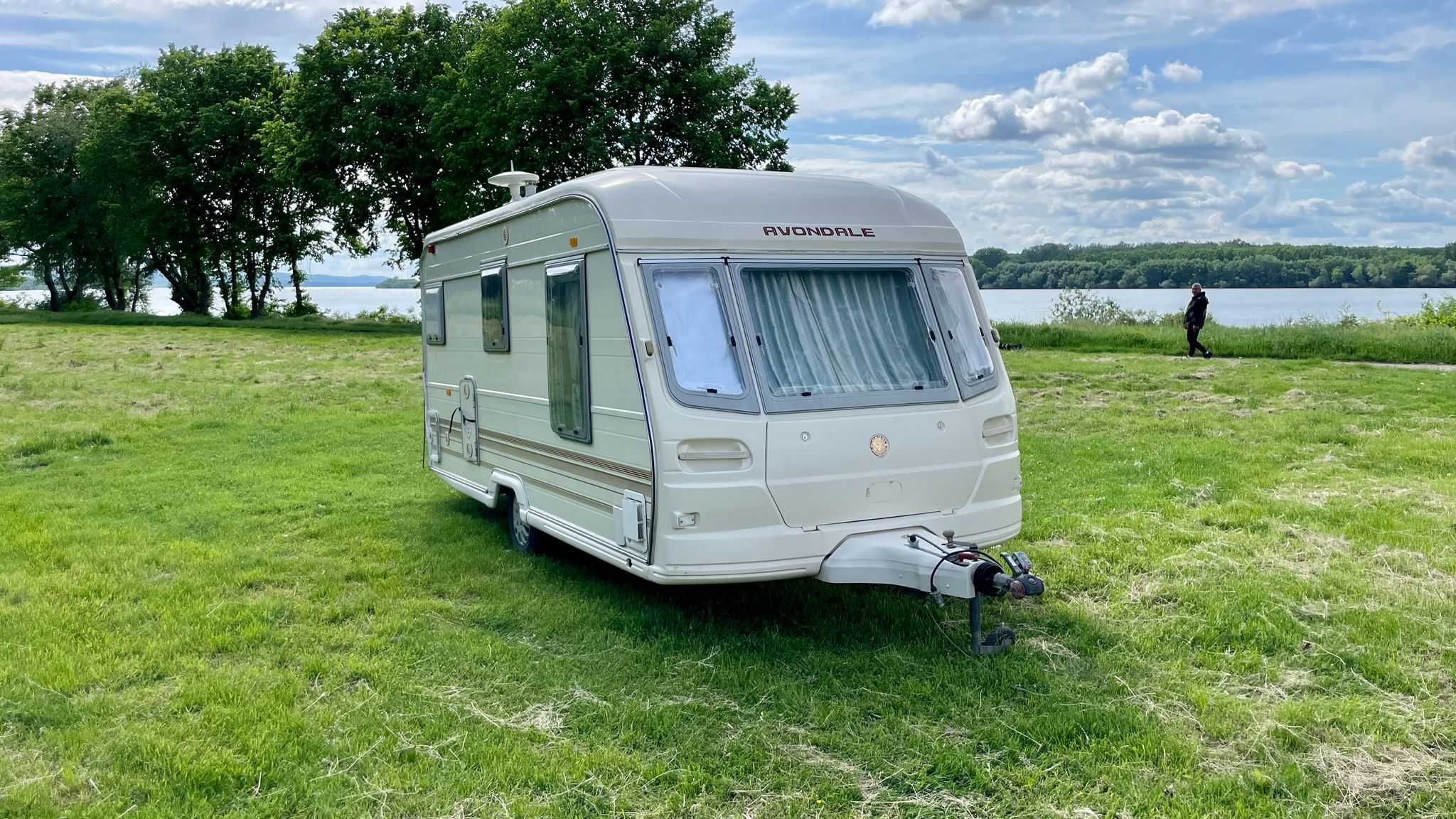 каравана Avondale Falcon 1998 двуместна