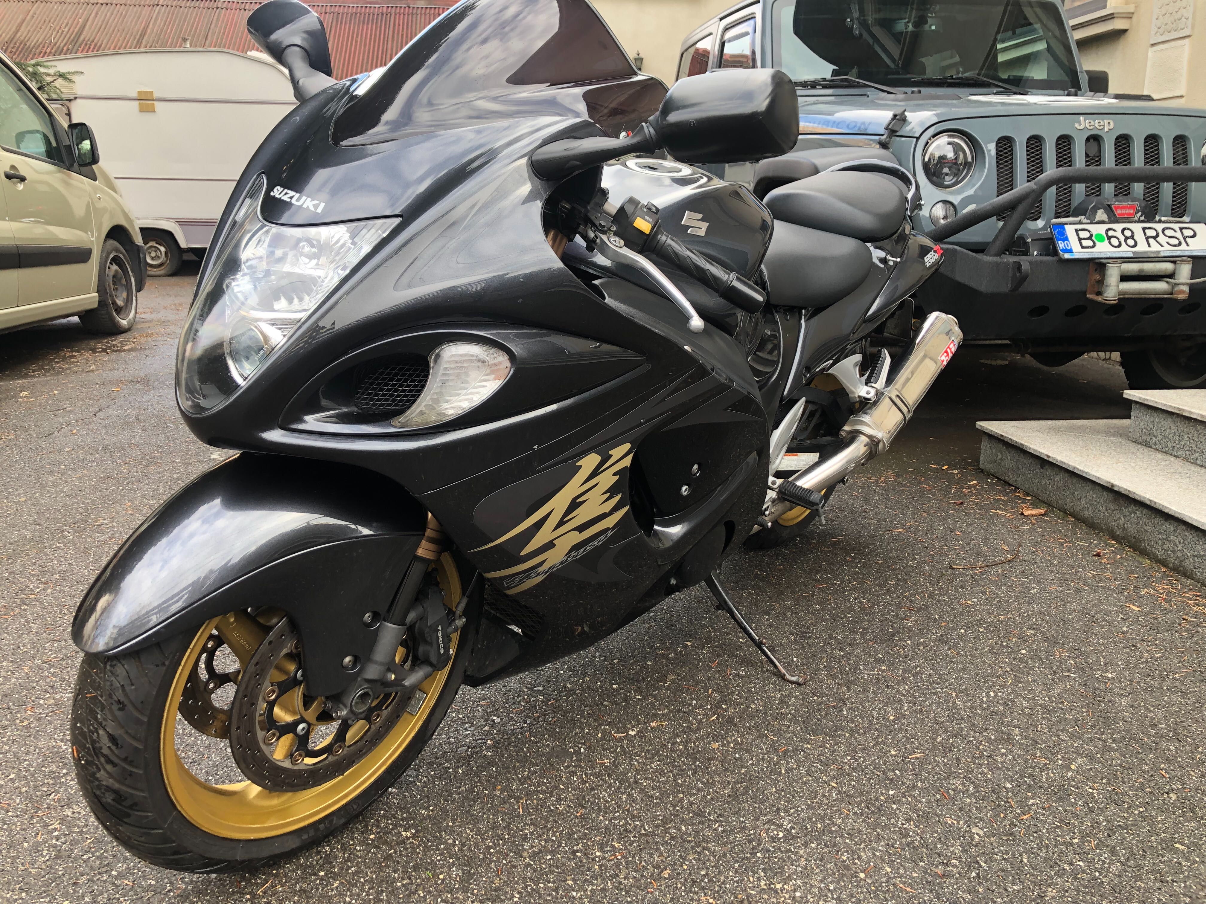 SUZUKI HAYABUSA model Gen 2/an 2010 - rulaj 33000 km inmatriculata RO