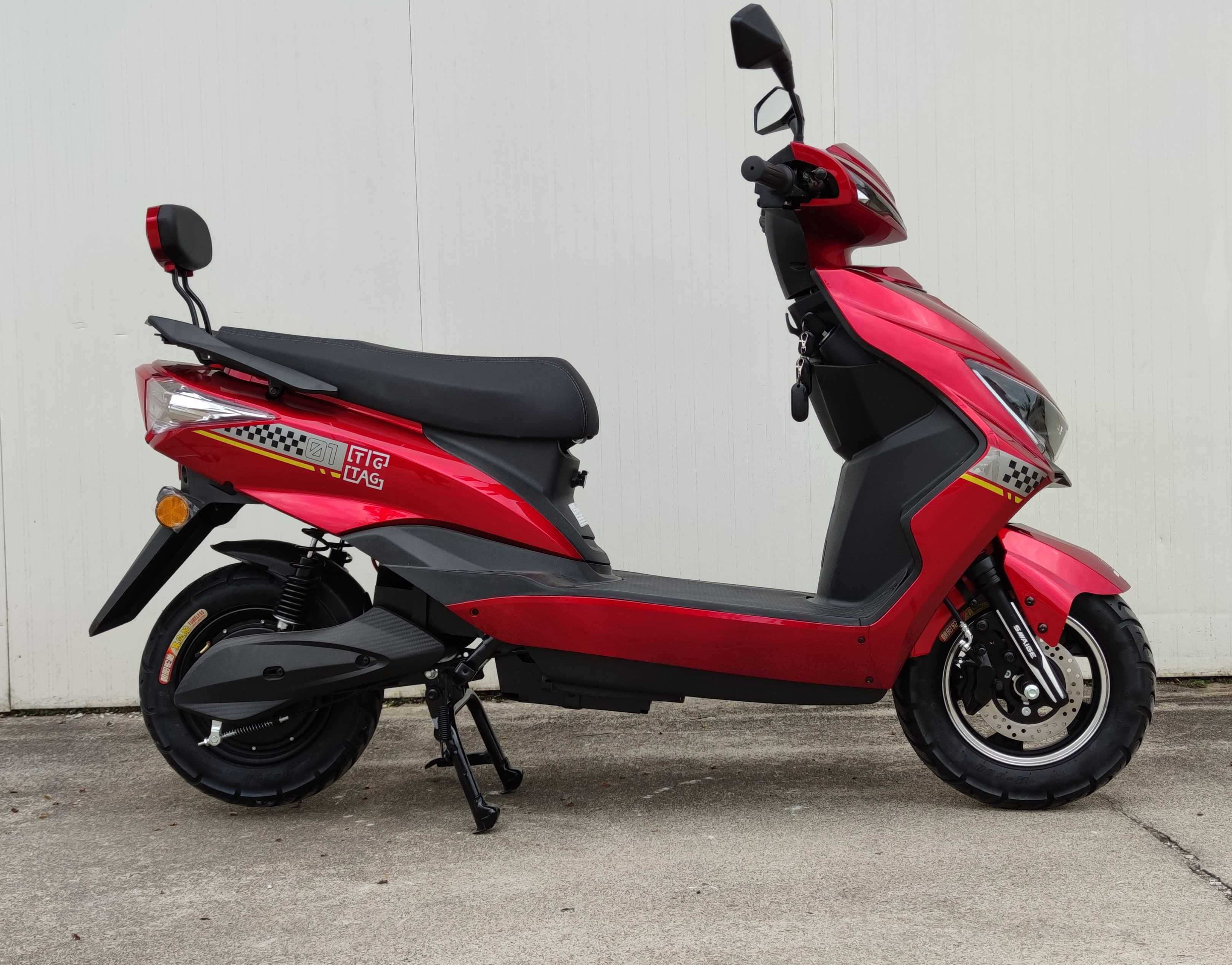 Електрически скутер EcoWay модел ZG-S 2000W винено червен