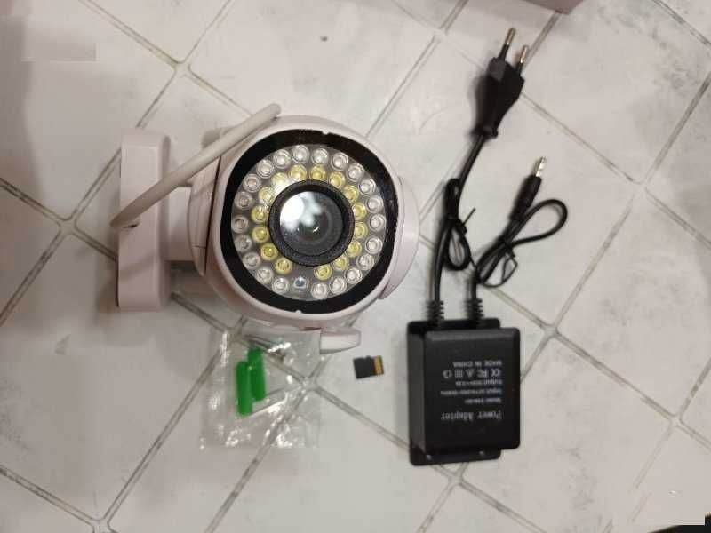 Wifi Camera, PTZ, въртяща,видео и аудио наблюдение,памет 128GB,IP65
